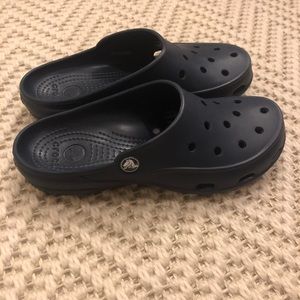 NWOT - Crocs Women’s Freesail Clog Navy